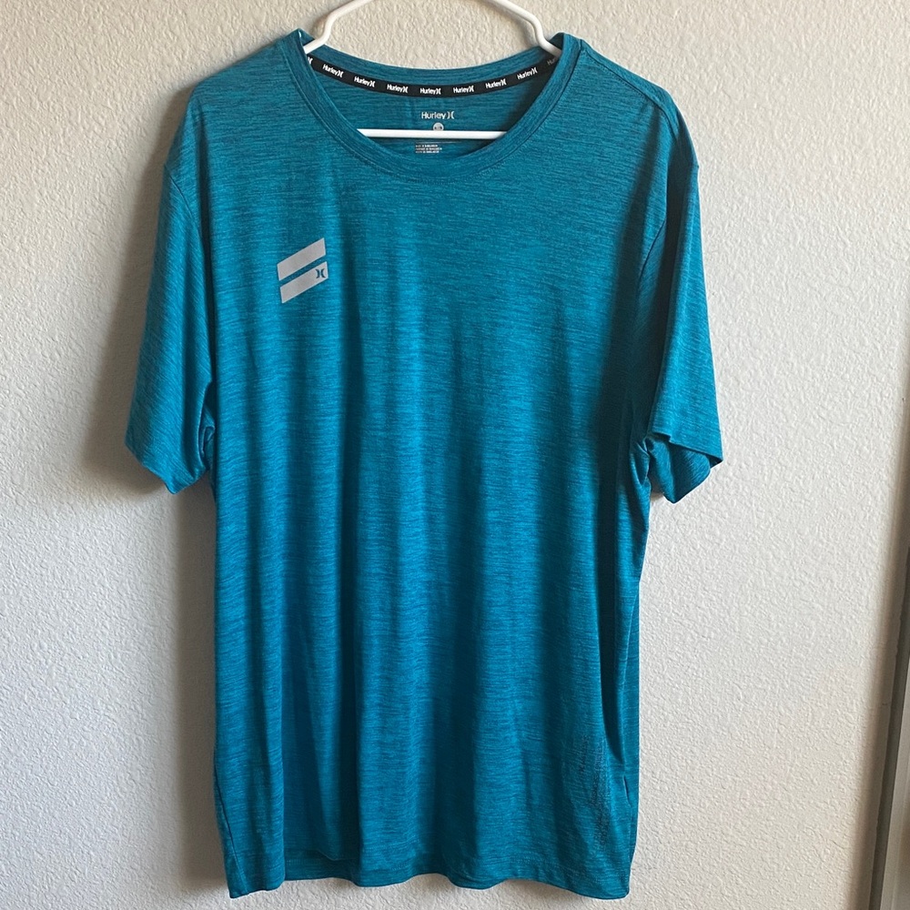 Men’s Hurley Teal Colored Short Sleeved Athletic Shirt (NWOT) - Picture 1 of 11